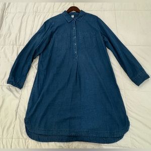 Women’s Old Navy denim dress size XL